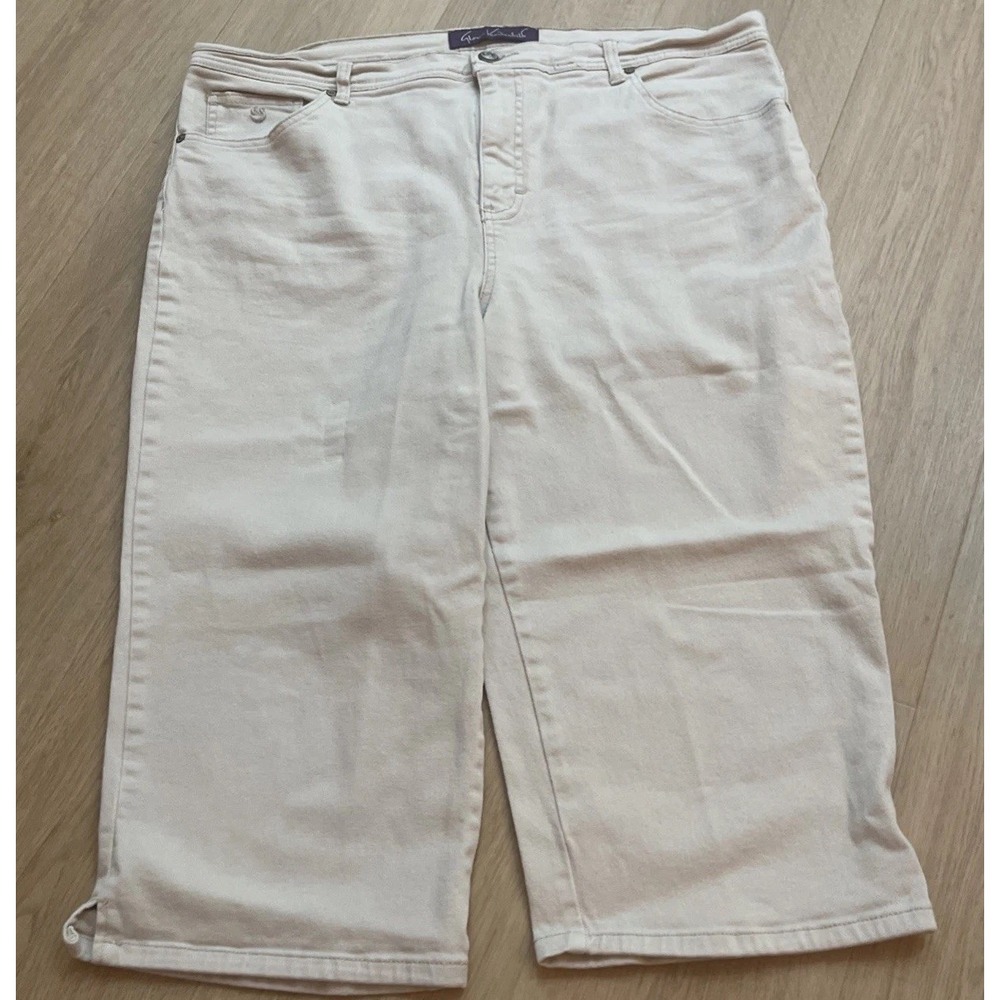 Gloria Vanderbilt Amanda Denim Capri Women's Size 18W Beige